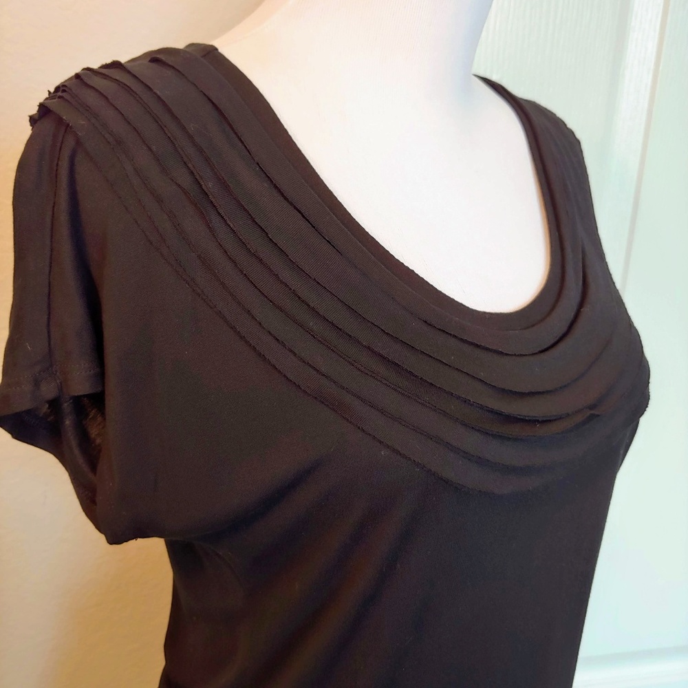 GAP Flutter-Layer Top - Picture 2 of 3